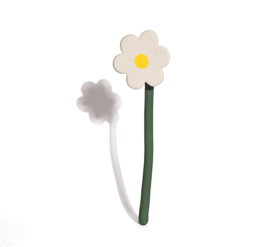 Fleur en céramique blanche