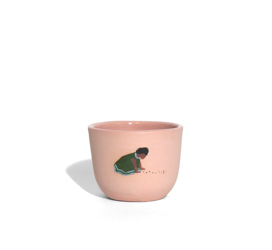 Small ant girl cup